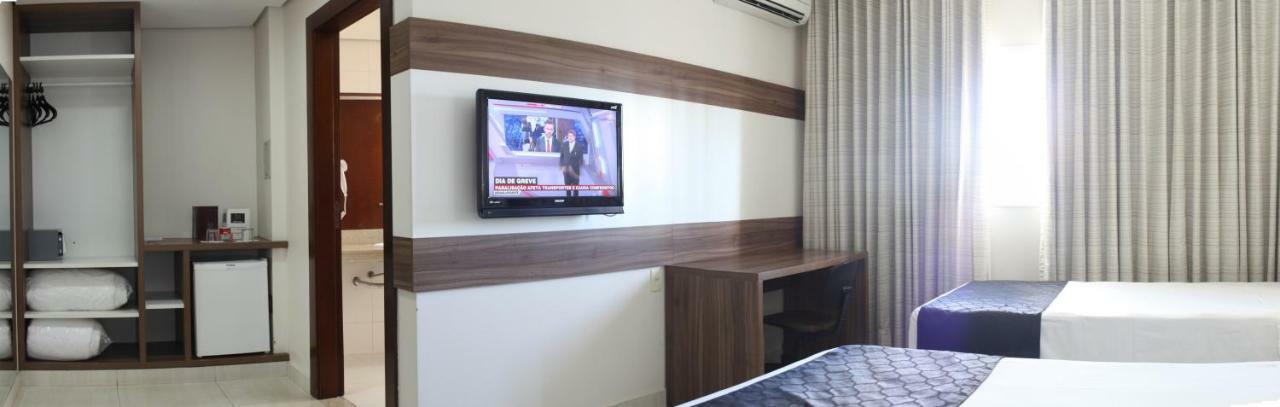 Hotel D'Luca 쿠이아바 외부 사진